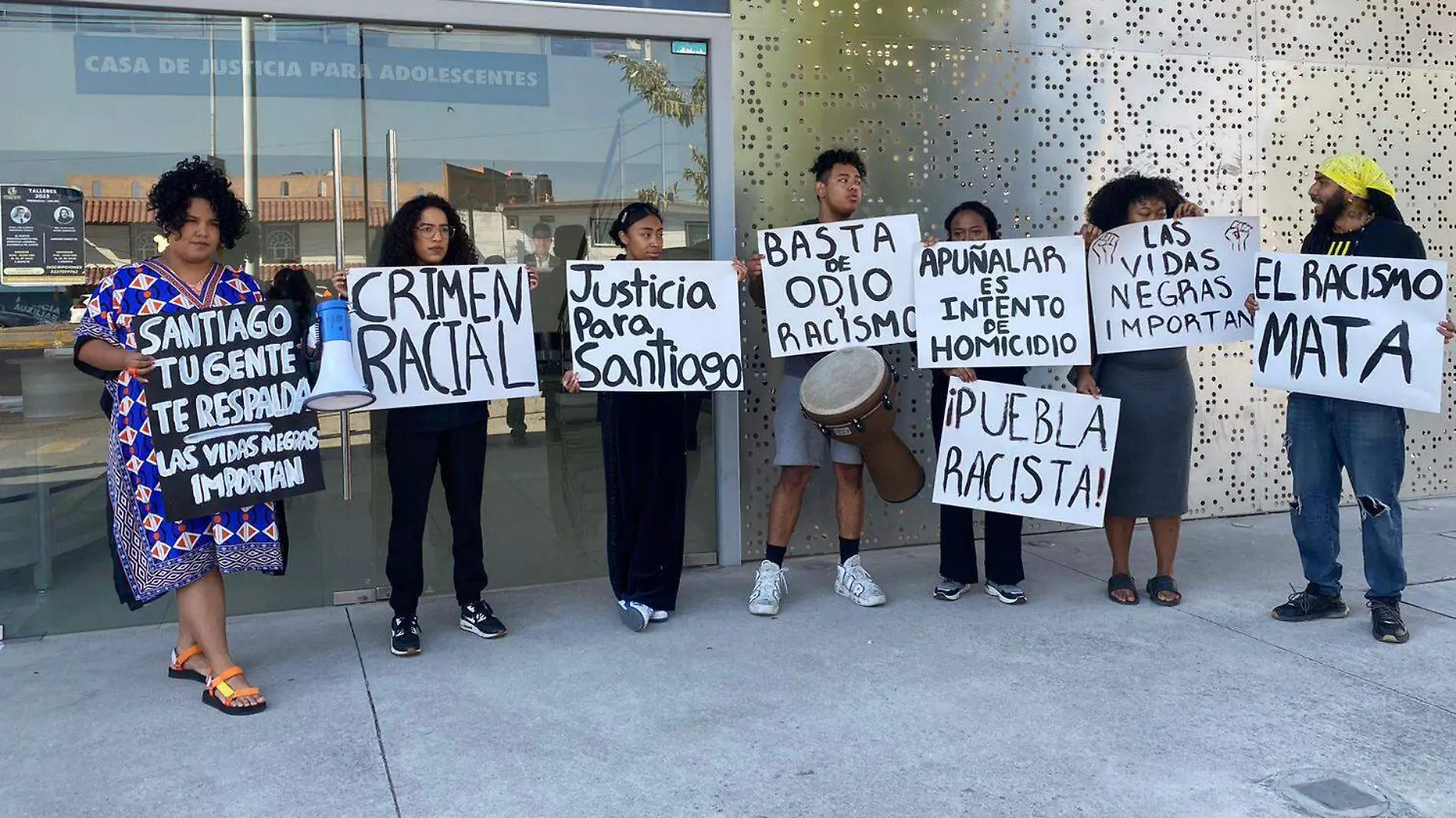 Hace medio año, Santiago Zayas, un estudiante de preparatoria de la Universidad de América Latina (UDAL) fue apuñalado